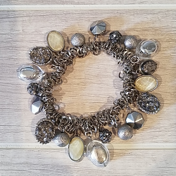 Jewelry - Stretch bracelet